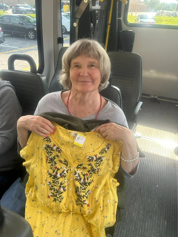 Charter Senior Living of Columbia resident on an outing