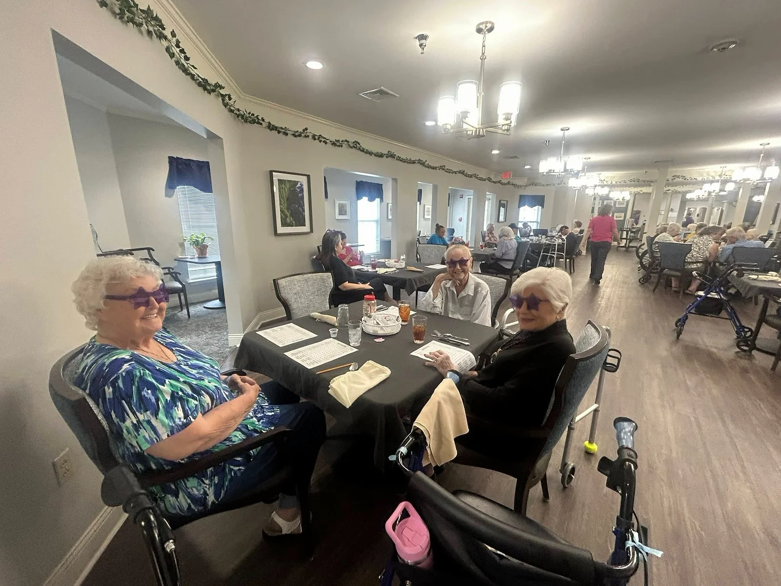 Life at Charter Senior Living of Paris-photo-9