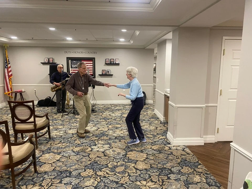 Life at Charter Senior Living of Woodbridge-photo-4