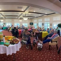 Ashton Gardens Gracious Retirement Living Hawthorn Senior Living Community in Portland, Maine residents at dinner