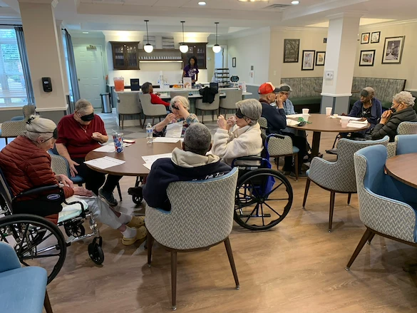 Life at Charter Senior Living of Vinings-photo-2