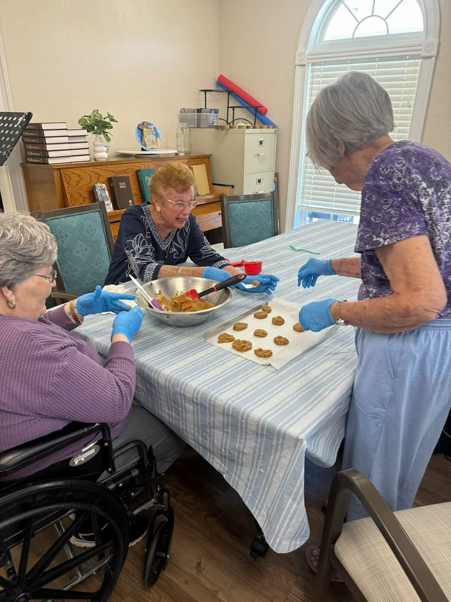 Life at Charter Senior Living of Jefferson City-photo-10