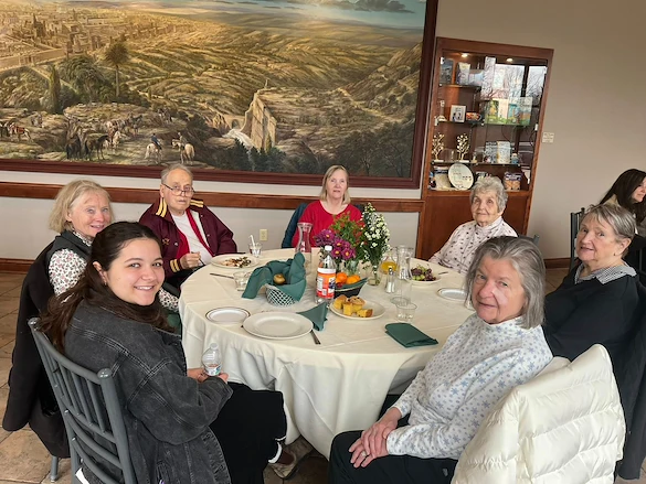 Life at Charter Senior Living of Mequon-photo-4