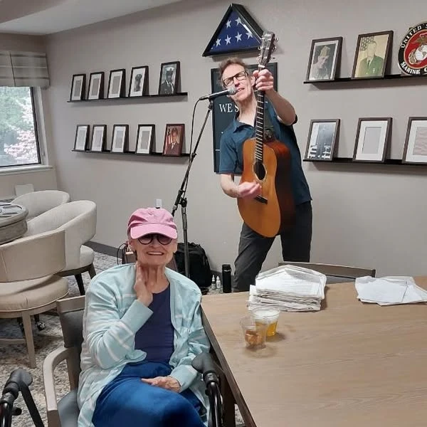 Residents at Regency House were able to enjoy some drinks and live music at their afternoon social