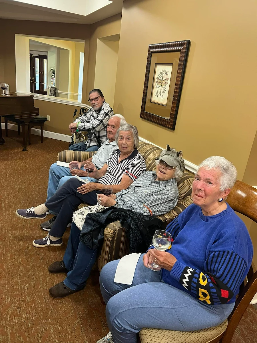 Aberdeen Crossings by New Perspective, senior living community offering assisted living in Highland Heights, OH, residents visiting
