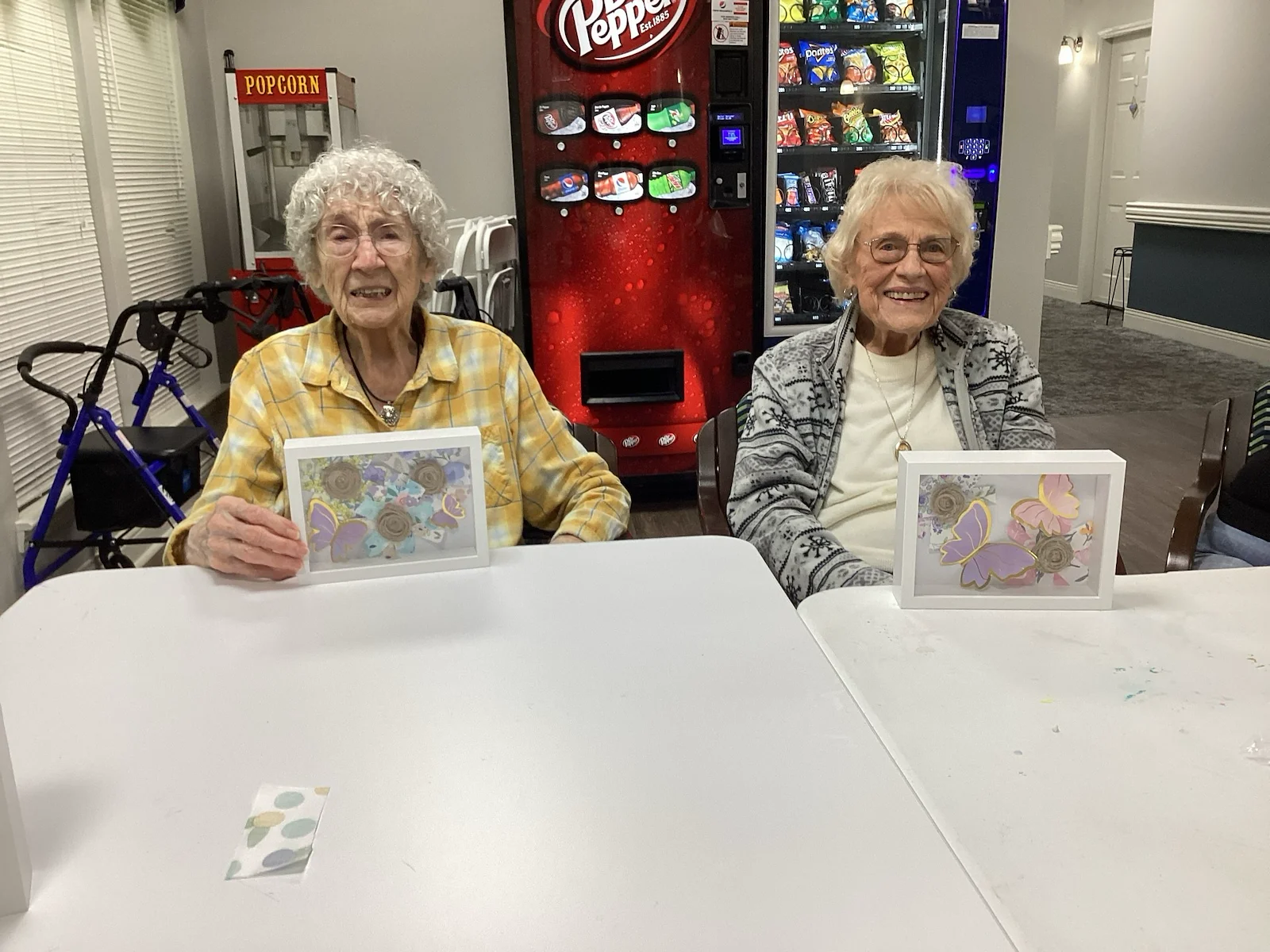 Life at Charter Senior Living of Paris-photo-10