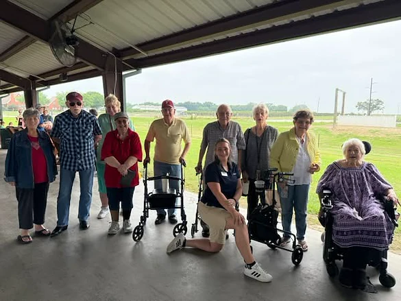 Brookdale Summer Ridge residents enjoy a trip out