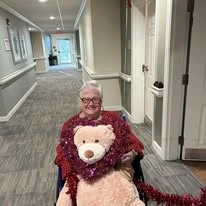 Sonata Coconut Creek seniors celebrating Valentine's Day