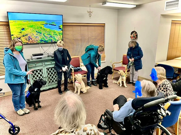 Life at Lynden Manor-photo-1