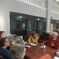 Suzanne Elise Assisted Senior Living in Seaside, Oregon residents chatting