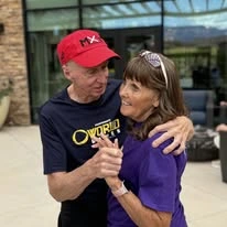 The Villas at Ovation Independent Senior Living in Washington, Utah resident couple hugging