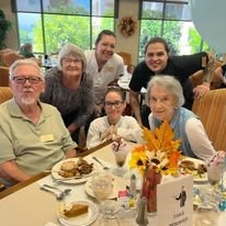 The Peaks At Santa Rita Active Retirement Living Hawthorn Senior Independent Living in Green Valley, Arizona residents at dinner