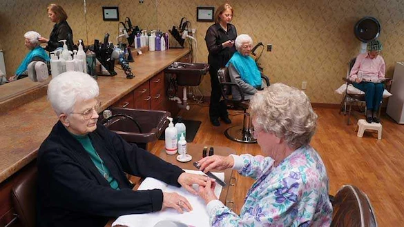 Life at College Walk Retirement Community-photo-6