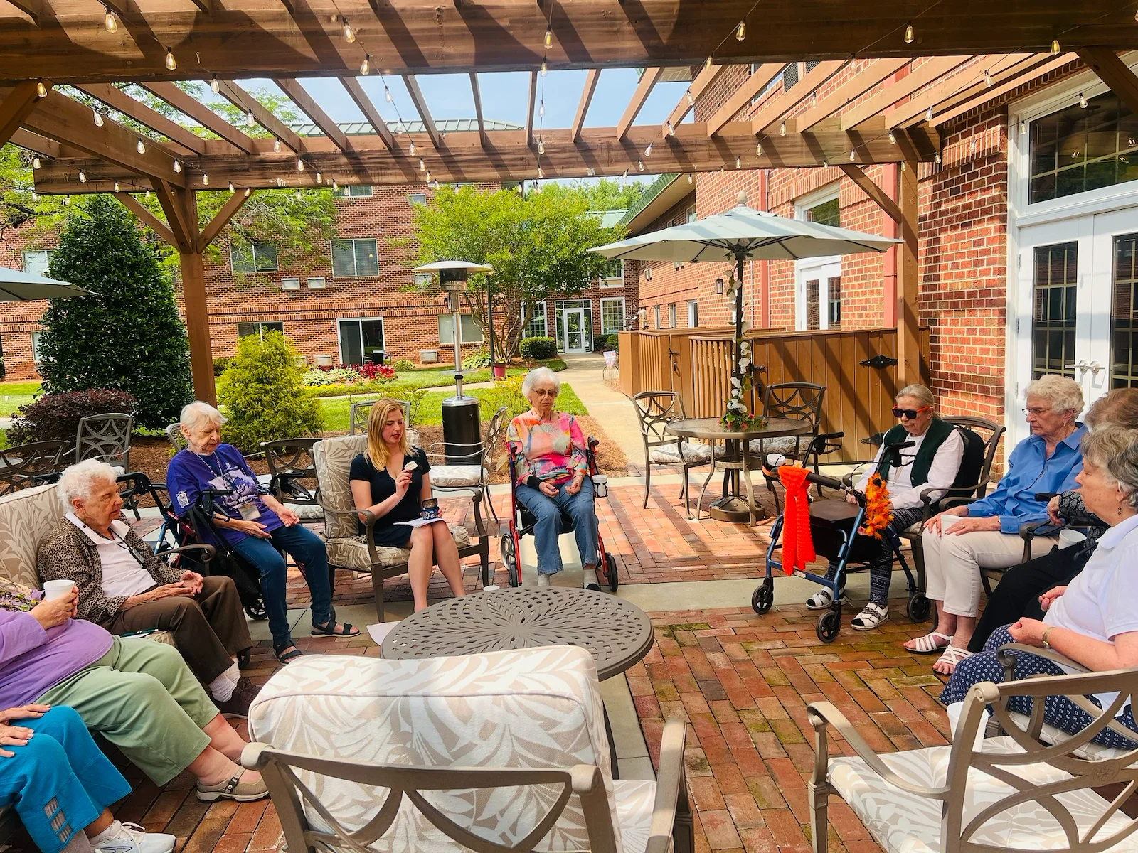 Bartlett Reserve independent living in Durham, NC, residents relaxing outside