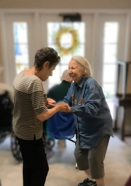 Charter Senior Living of Columbia residents dancing
