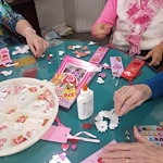 American House Sterling Heights, senior living community offering independent living and respite care in Sterling Heights, MI, resident engagement through arts and crafts