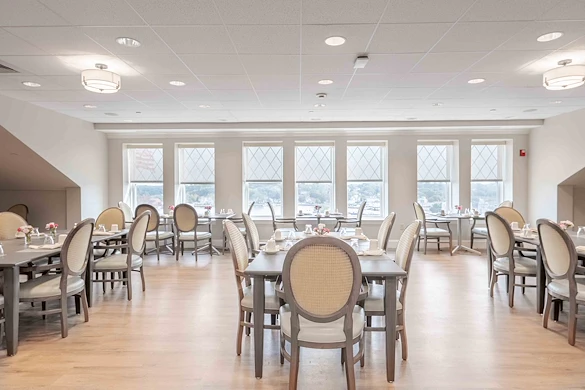 Life at Academy Point at Mystic-photo-1