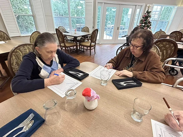 Life at Charter Senior Living of Verona-photo-7