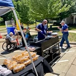 Parker Place Gracious Retirement Living Hawthorn Senior Independent Living in Mentor, Ohio residents and staff at a cookout