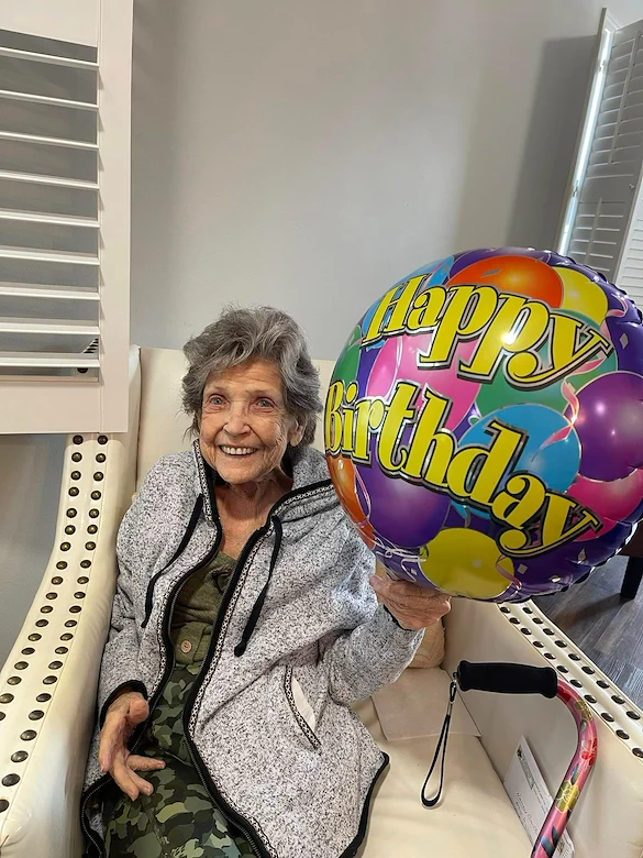 Charter Senior Living of Chattanooga resident celebrating birthday