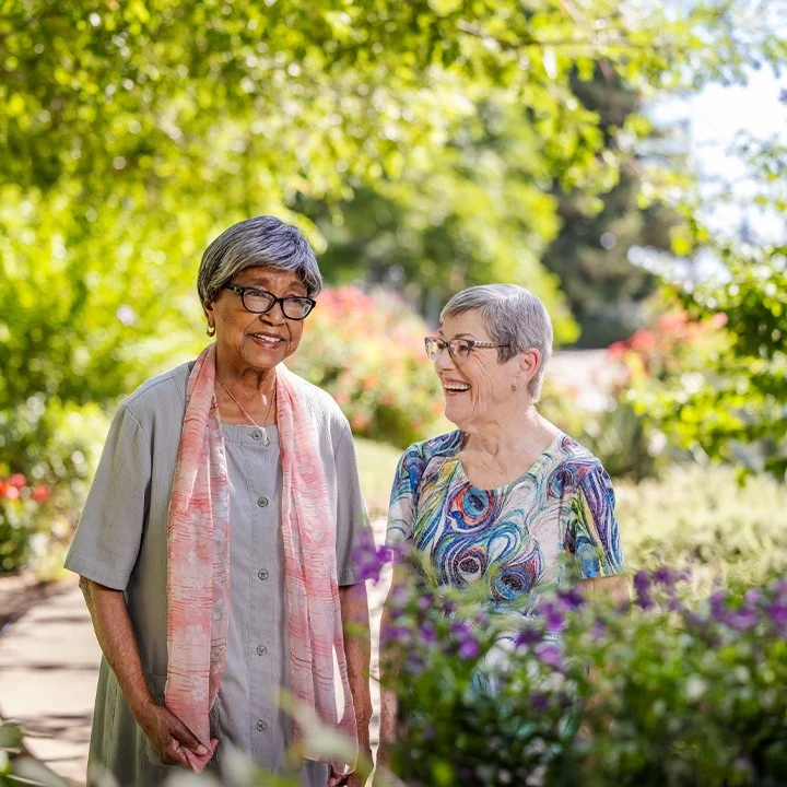 Rosewood Senior Living in Bakersfield, CA, happy residents enjoying each other's company