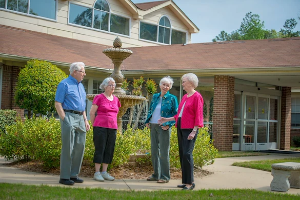 Life at Parkway Village Senior Living-photo-8