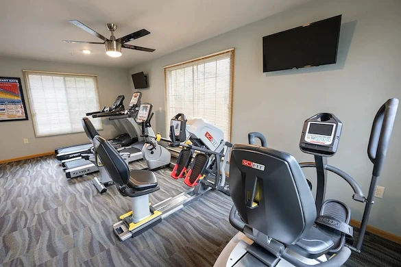 Life at Nicolet Highlands-photo-11