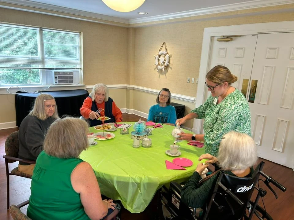 Life at Charter Senior Living of Williamsburg-photo-6