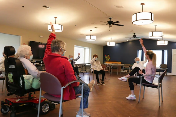 John Knox Village Assisted Living near Kansas City, MO residents socializing