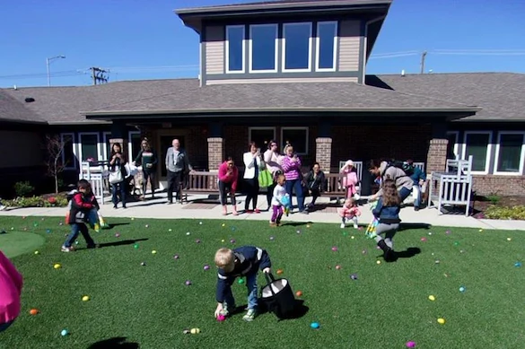 Porter Place Assisted Senior Living Memory Care in Tinley Park, IL residents at an Easter egg hunt
