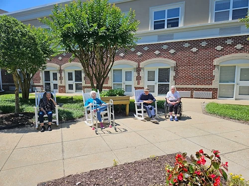 Life at Charter Senior Living of Newport News-photo-5