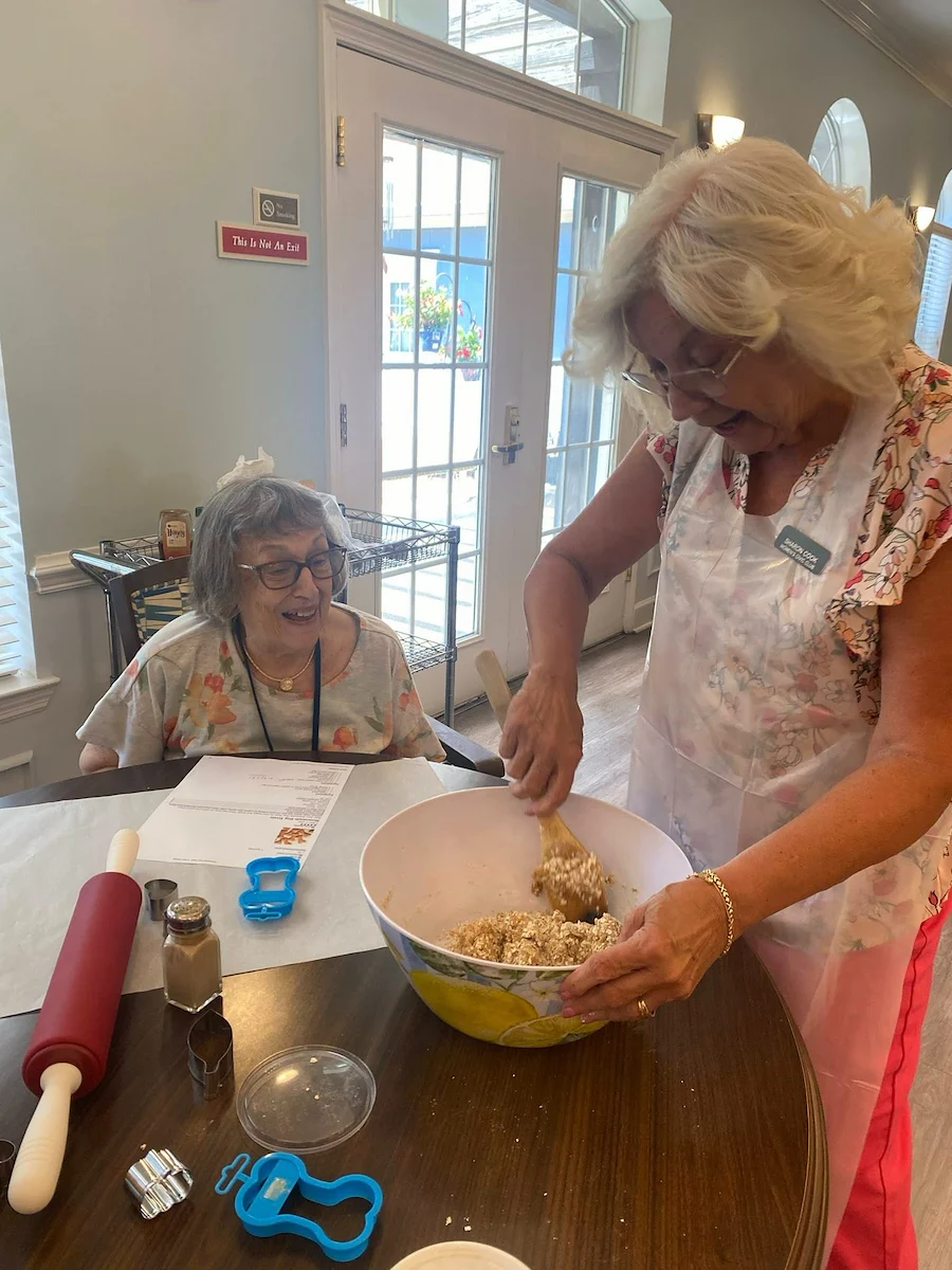 Life at Charter Senior Living of Panama City Beach-photo-7