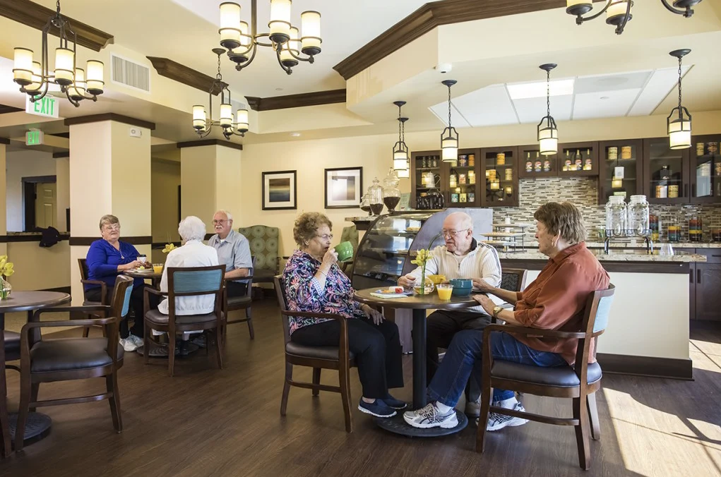 Life at The Pointe at Summit Hills-photo-2