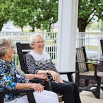 Life at Heritage Pointe Of Huntington Senior Living-photo-4