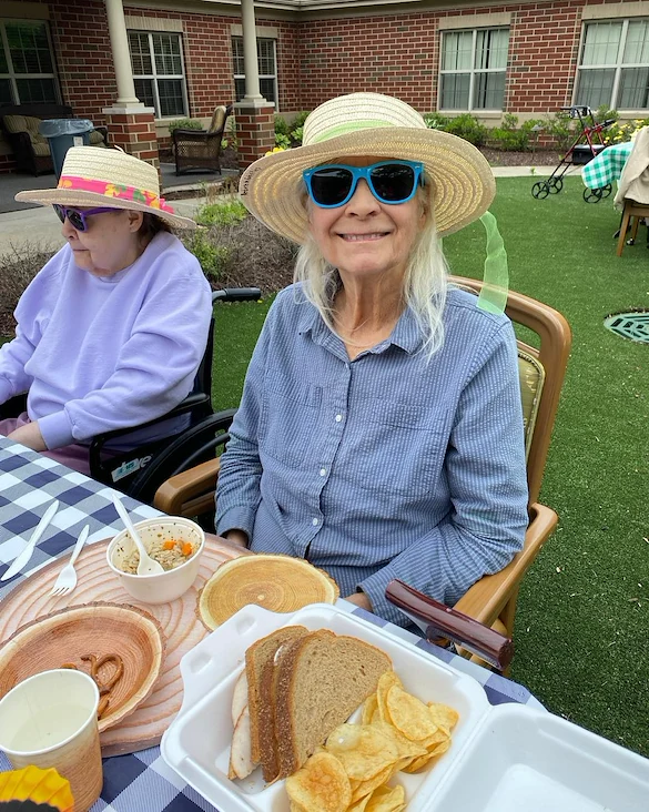 Pomeroy Living Rochester residents enjoying the outdoors