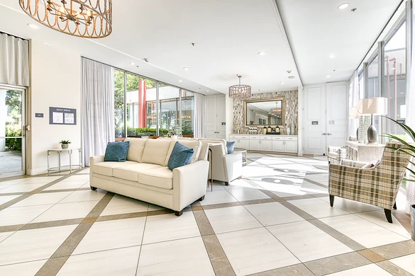 Life at Bay Towers at Bixby Knolls Senior Living-photo-6