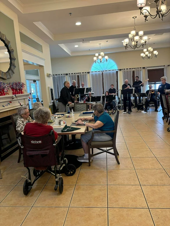 Life at Charter Senior Living of Troy-photo-1