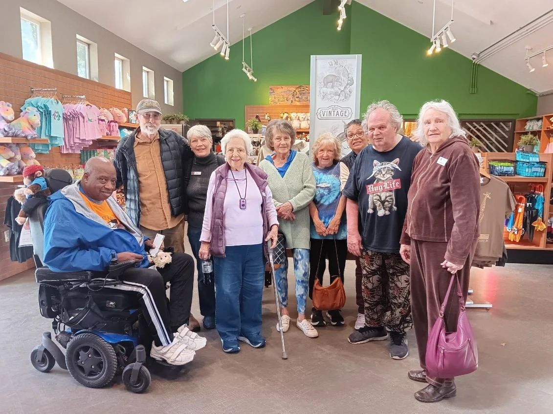 Heatherwood Senior Living fun outing to the zoo