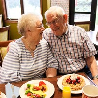 Life at Friendship Village - Landmark Commons-photo-1
