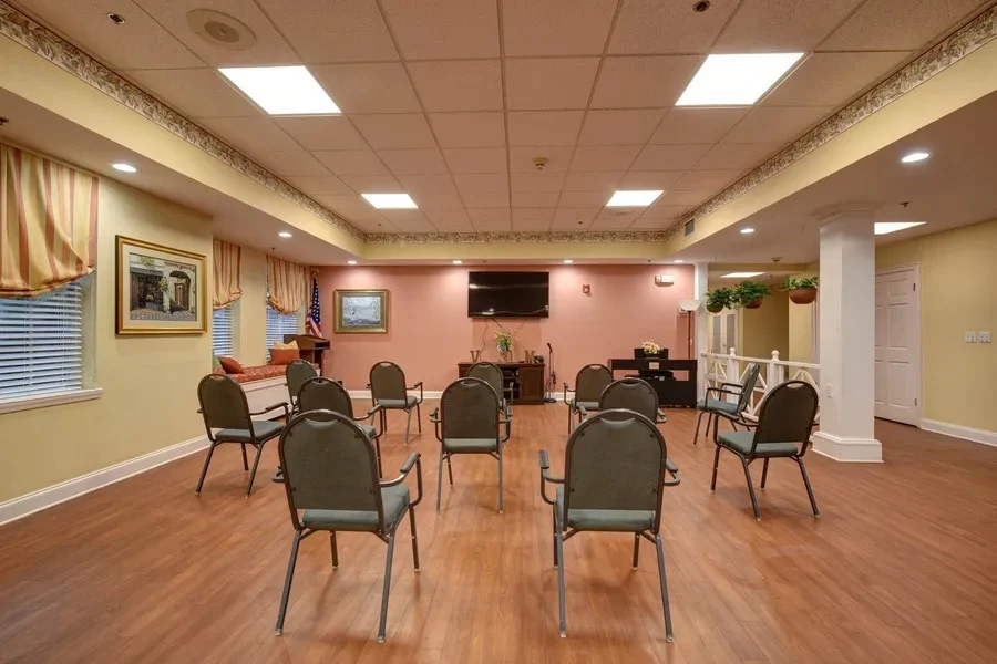 Life at Ville Ste. Marie Senior Living Community-photo-6