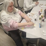 Residents of Washington Commons embrace hands-on creativity in the craft corner