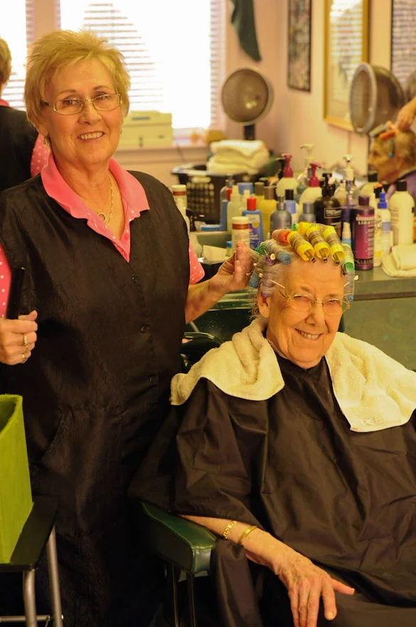 Life at Laurel Crest Senior Living-photo-5