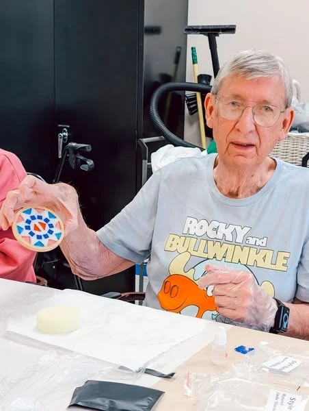 The Knolls Of Oxford resident engagement art activity