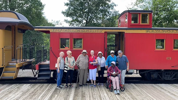 American House Farmington Hills, senior living community offering independent living, assisted living, memory care, and respite care in Farmington Hills, MI, residents on an excursion