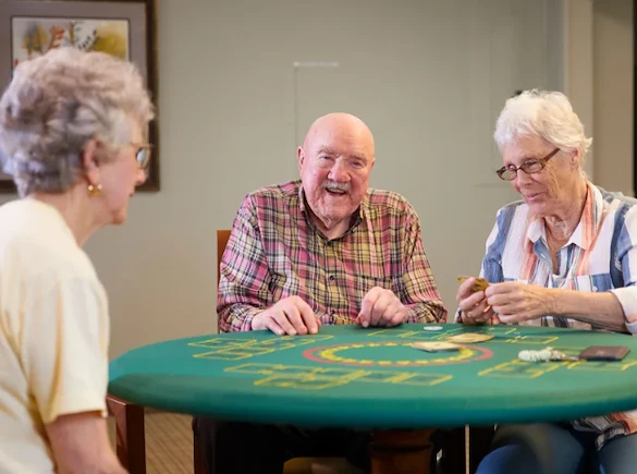 Life at Shorewood Senior Living-photo-8