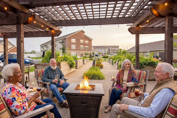 Life at Woodland Terrace of New Palestine-photo-3