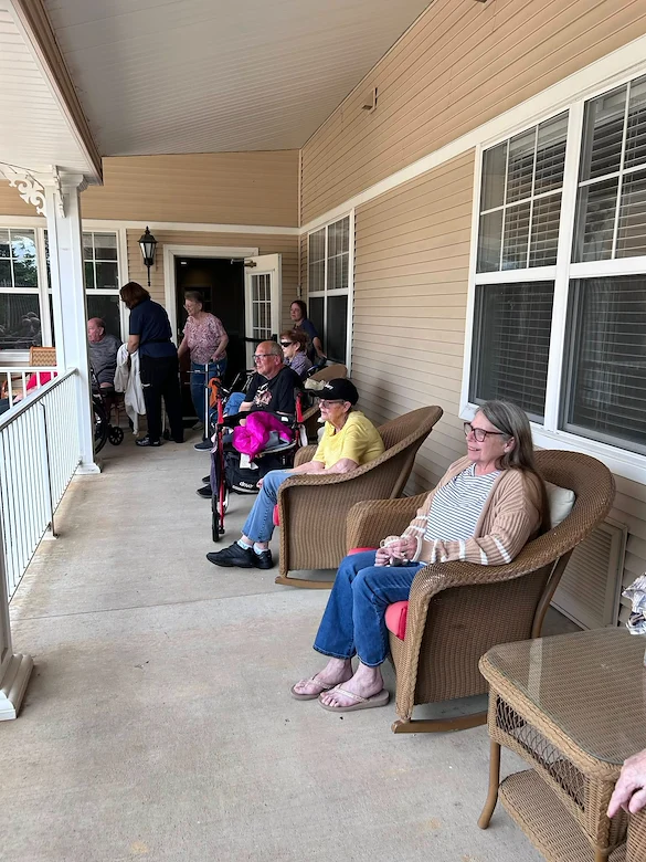 Life at Charter Senior Living of Washington-photo-4