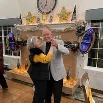 Bella Vista Gracious Retirement Living Hawthorn Senior Independent Living in Asheville, North Carolina resident couple dancing