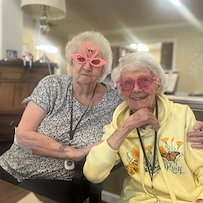 Pathfinder Senior Living in Fremont, NE, residents enjoy each other's company