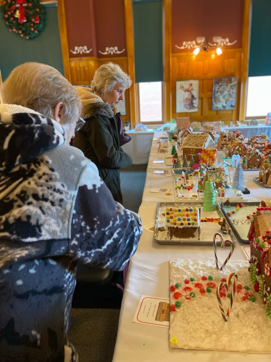 Astral at Auburn, senior living community offering independent living, assisted living, and memory care in Auburn, IN, resident outing